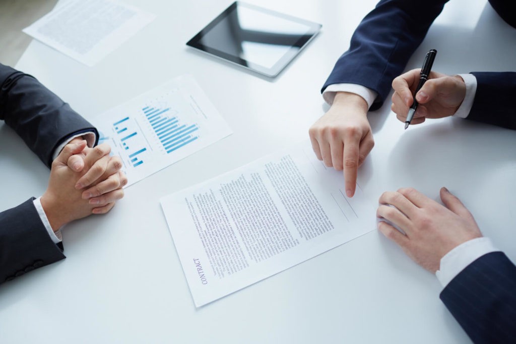 Mieux comprendre le contrat de partenariat commercial 