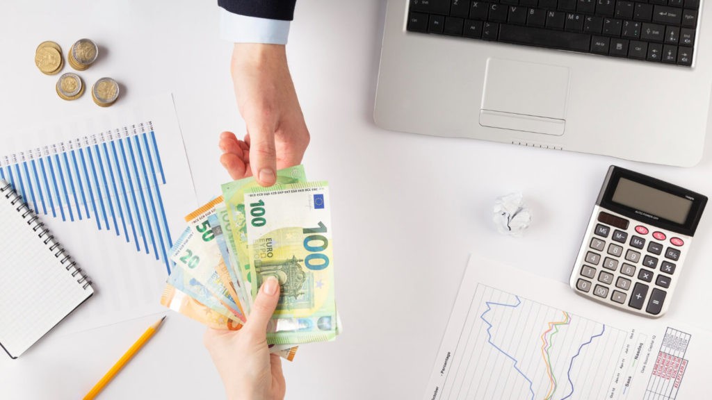 Comment bien gérer ses revenus en portage salarial ?